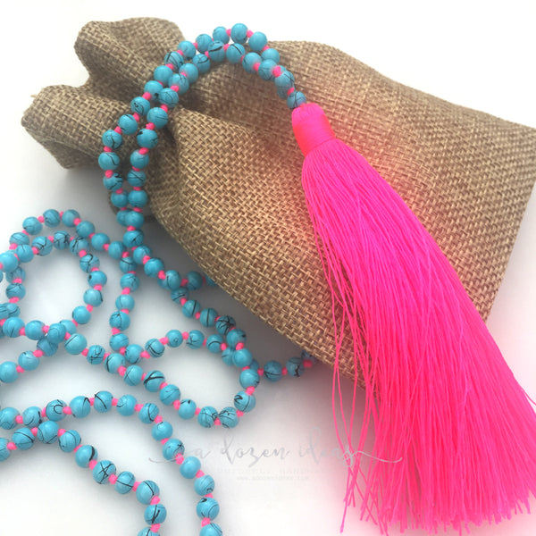 Tassel Necklace - Sparkly - Hot pink/blue